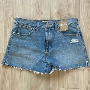 Madewell: Relaxed Denim Shorts in Madera Wash: Side Slit Edition